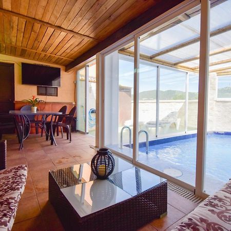 Villa Elisabeth Con Piscina Climatizada Chimenea Y Terraza Ариате Екстериор снимка