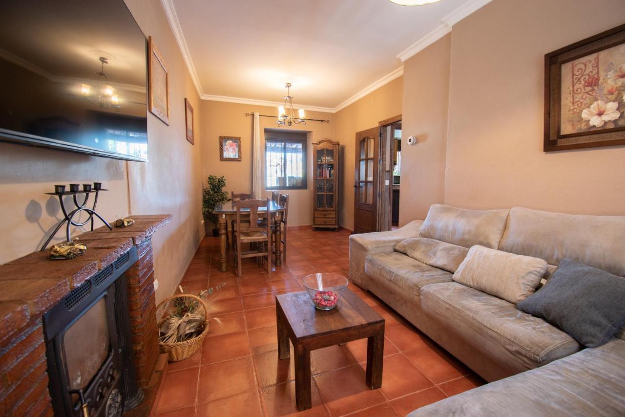 Villa Elisabeth Con Piscina Climatizada Chimenea Y Terraza Ариате Екстериор снимка