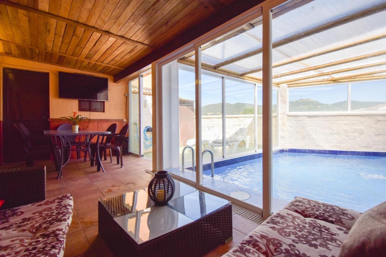 Villa Elisabeth Con Piscina Climatizada Chimenea Y Terraza Ариате Екстериор снимка